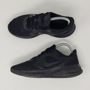 Nike Womens Downshifter 10 CI9984-003 Black Running Shoes Sneakers Sz 7.5 EUC